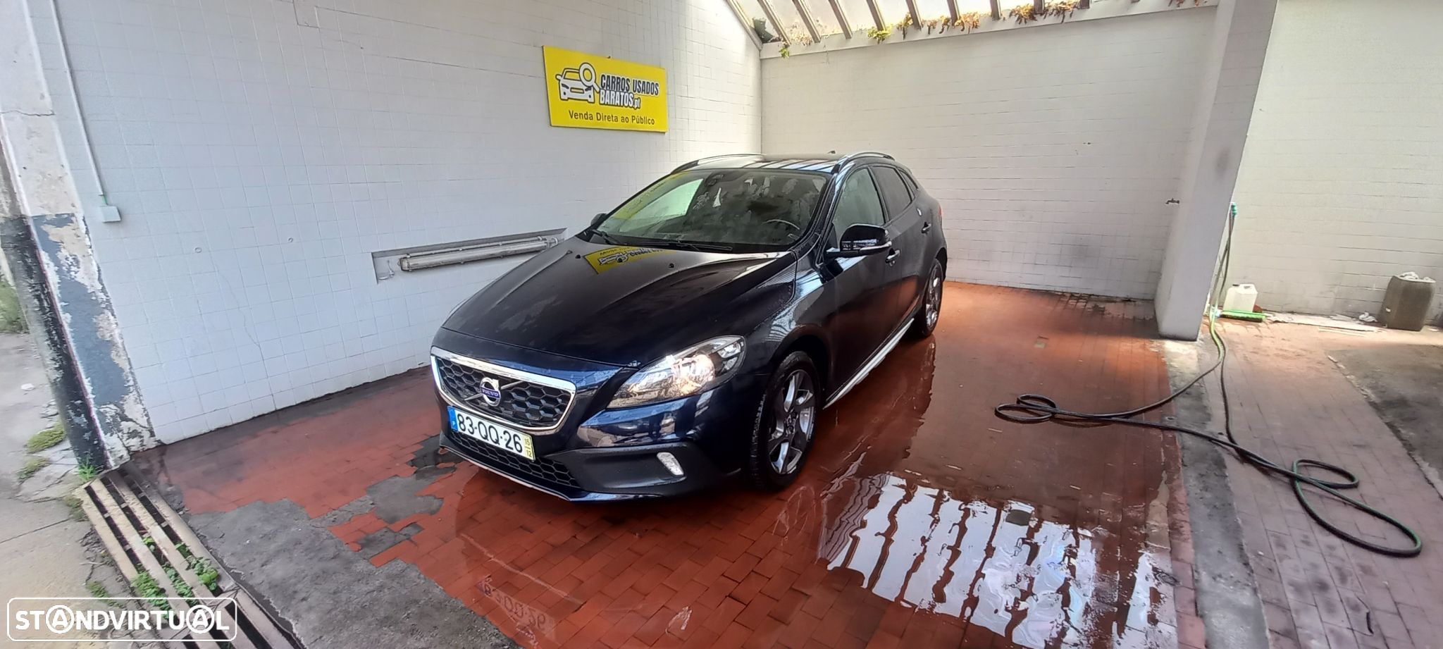 Volvo V40 2.0 D2 Kinetic - 1