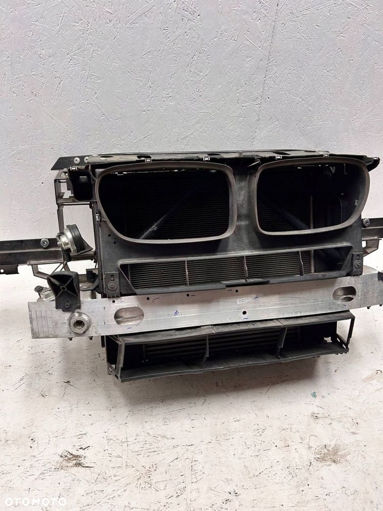 PAS PRZEDNI WZMOCNIE CHŁODNICE BMW X3 F25 X4 F26 2.0 BENZYNA xDrive28i - 4