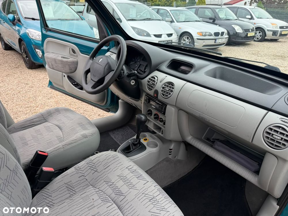 Renault Kangoo 1.6 16V Alize - 20