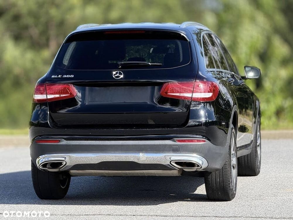 Mercedes-Benz GLC 300 4-Matic - 8