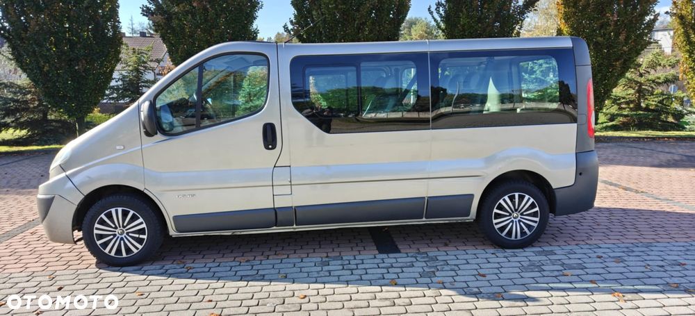 Renault Trafic - 10