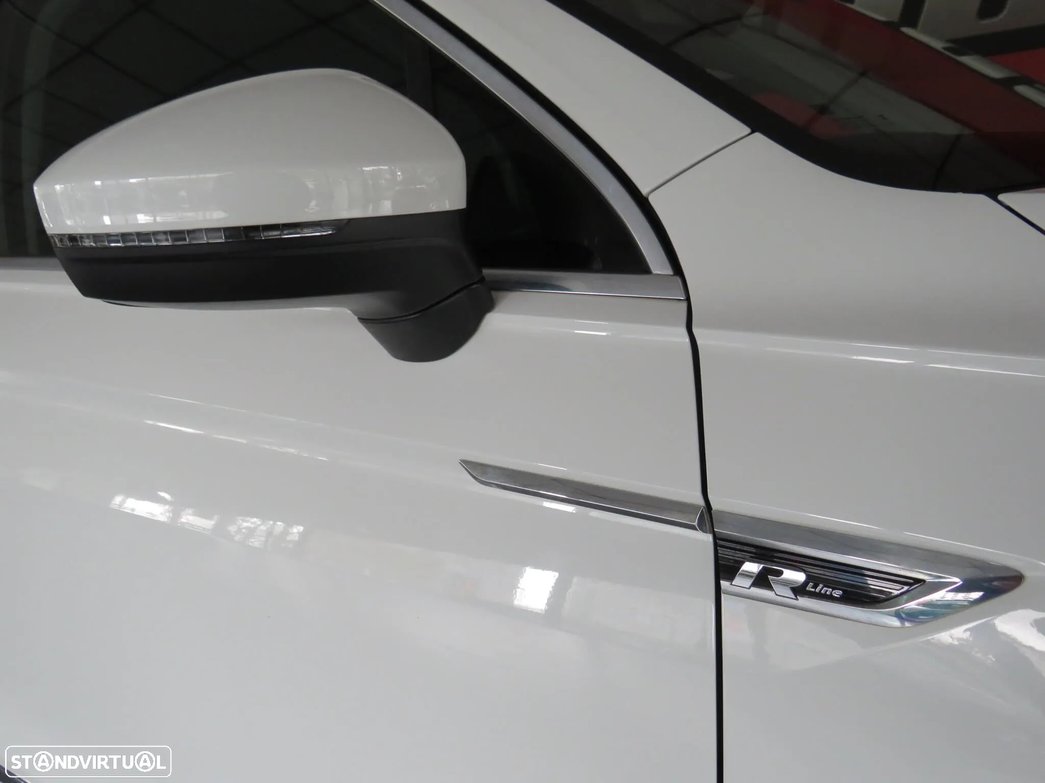 VW Tiguan 2.0 TDI R-Line DSG 4Motion - 30