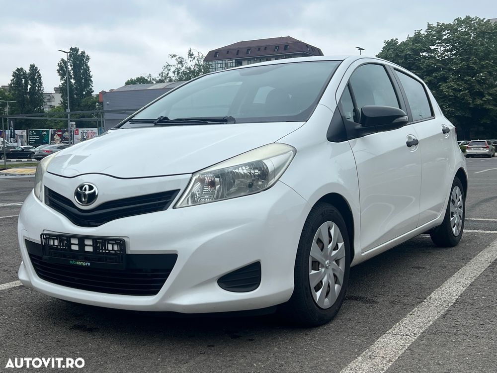 Toyota Yaris - 1