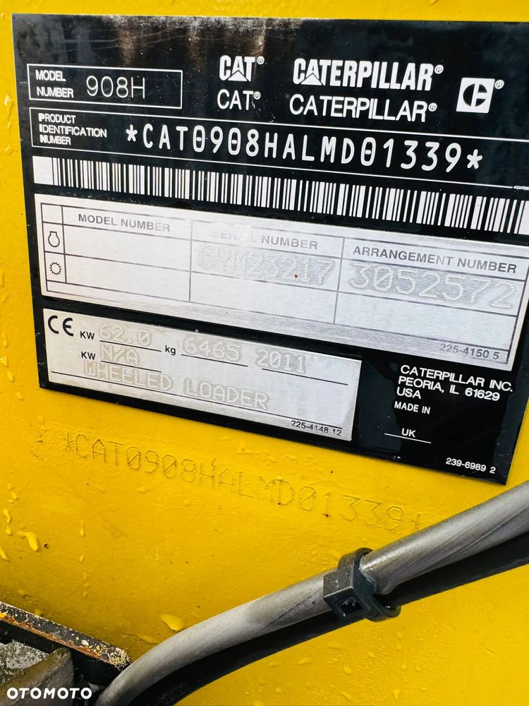 Caterpillar 908H - 21