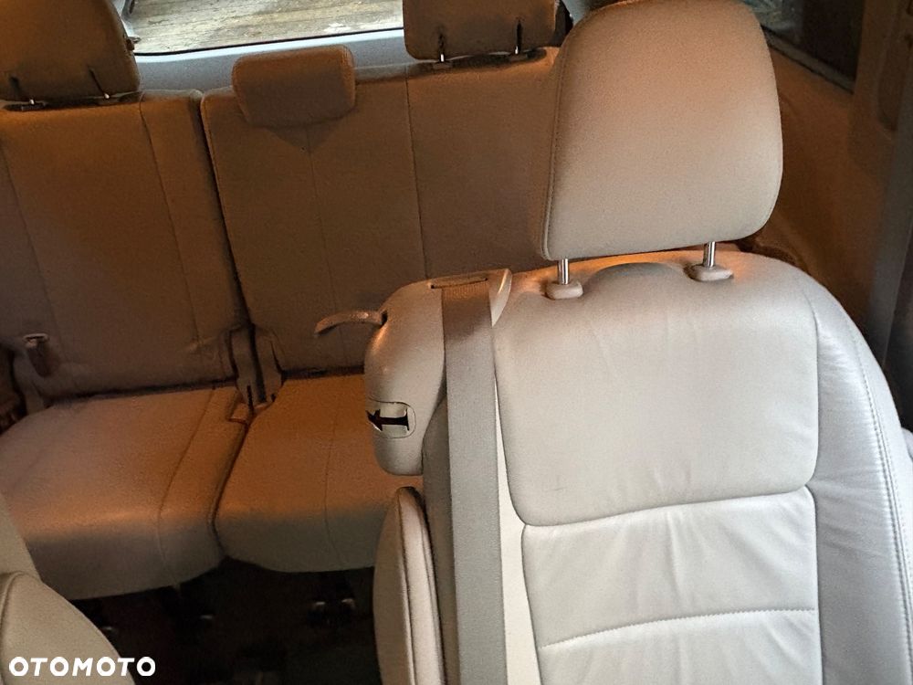 Toyota Sienna 3.5 V6 SE - 17