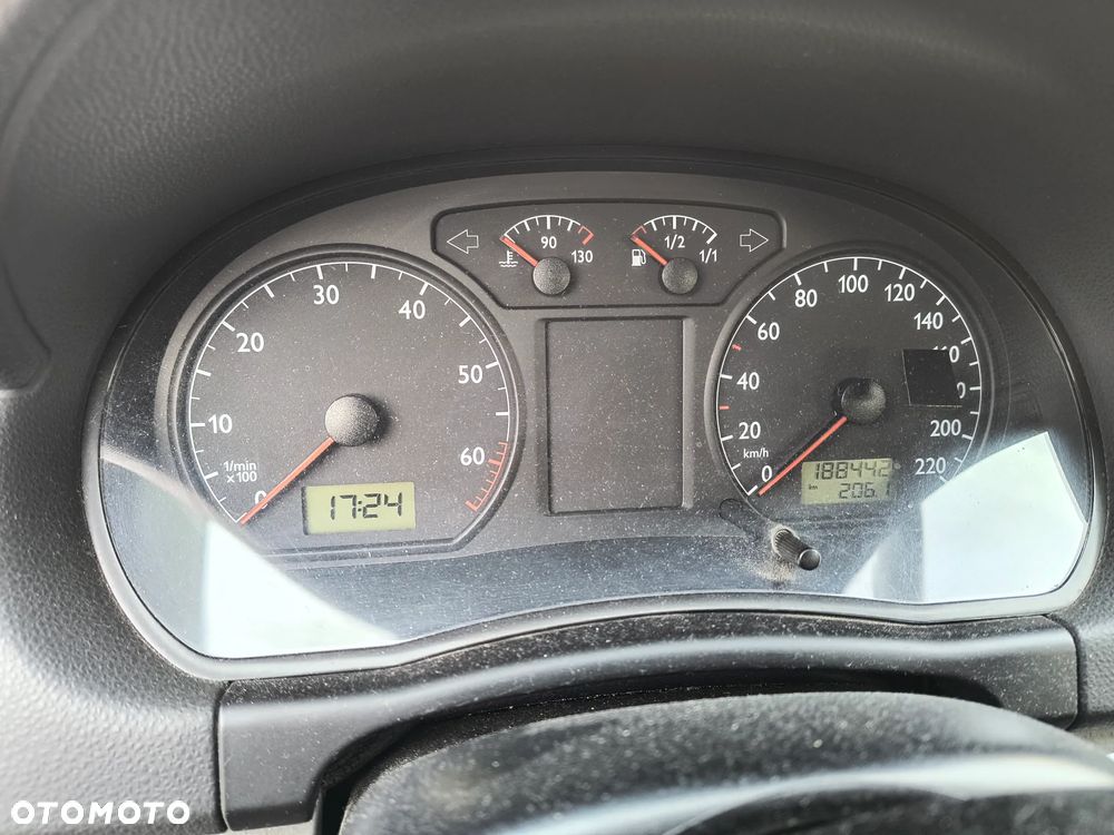 Volkswagen Polo - 7