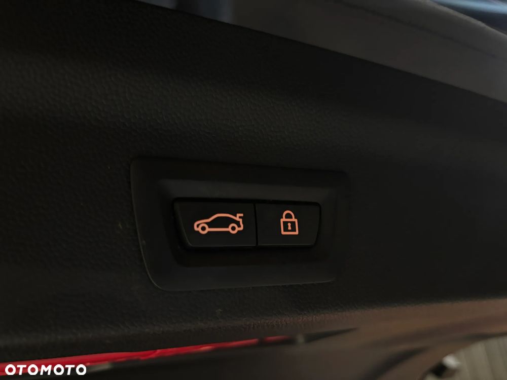 MINI John Cooper Works ALL4 sport - 26