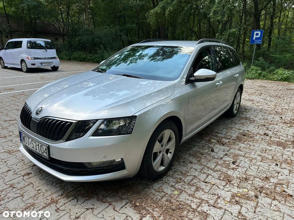 Skoda Octavia 2.0 TDI Ambition DSG - 4