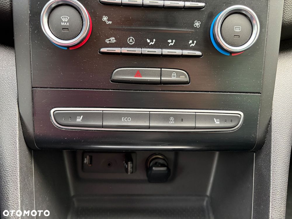 Renault Megane 1.5 Blue dCi Limited - 12