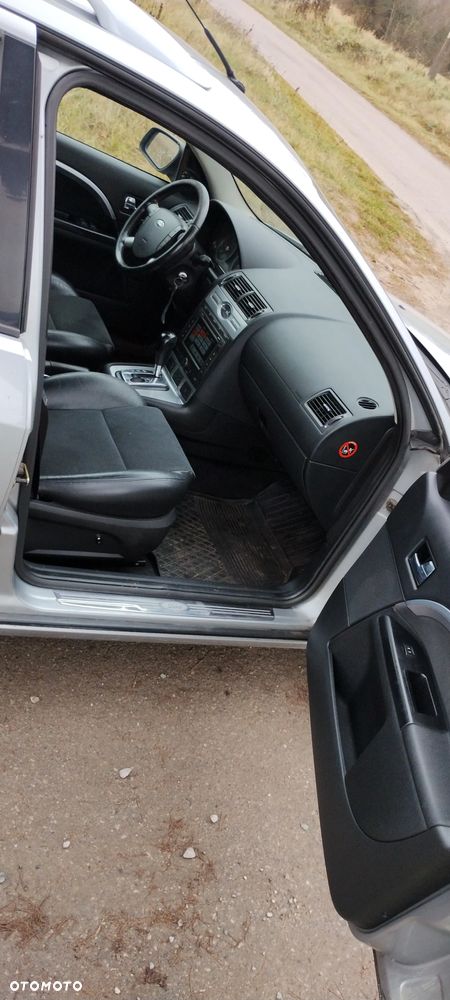 Ford Mondeo 2.0 TDCi Ambiente - 8