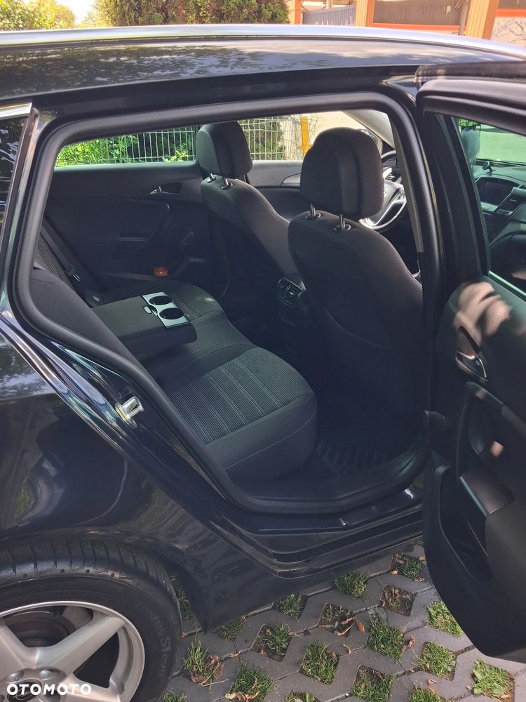 Opel Insignia 2.0 CDTI ecoFLEX - 11
