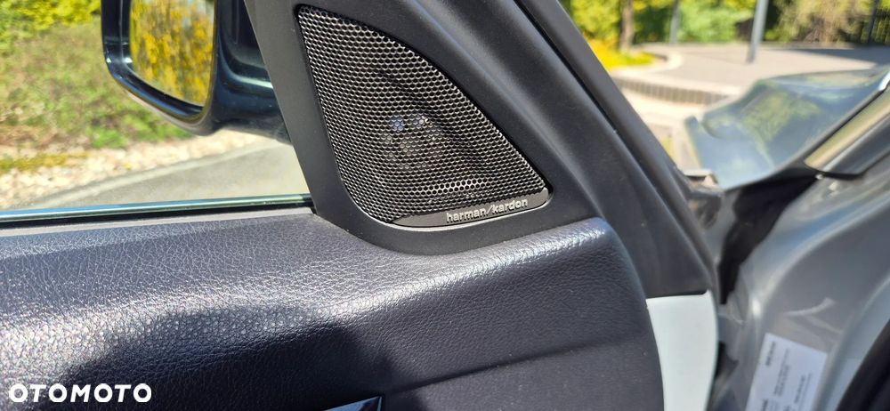 BMW Seria 3 320d - 10