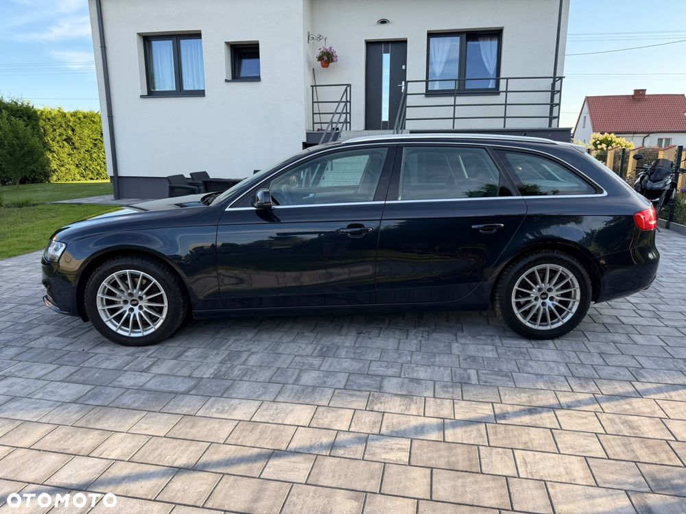 Audi A4 Avant - 8