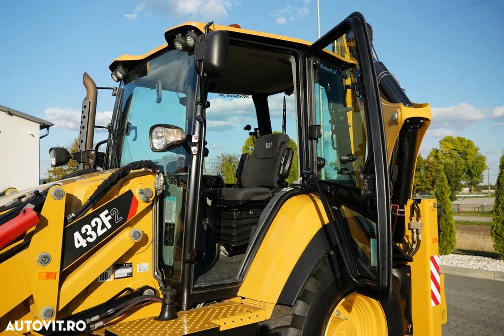 Cat 432 F2 / BULDOEXCAVATOR / AN 2019 / SET GALETE - 22