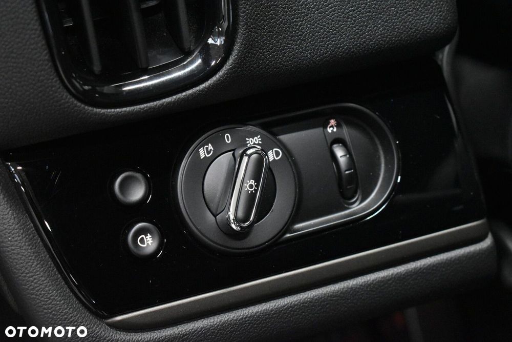 MINI John Cooper Works - 13