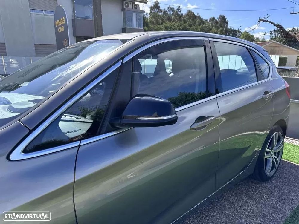 BMW 218 Active Tourer d Line Sport - 24