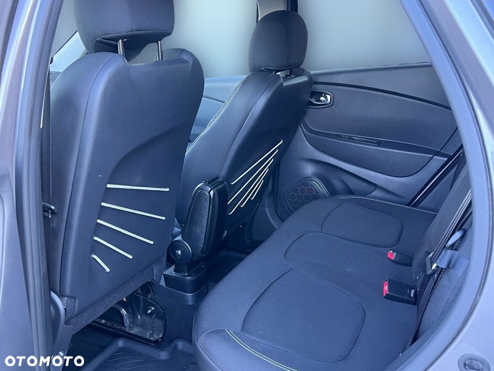 Renault Captur - 27