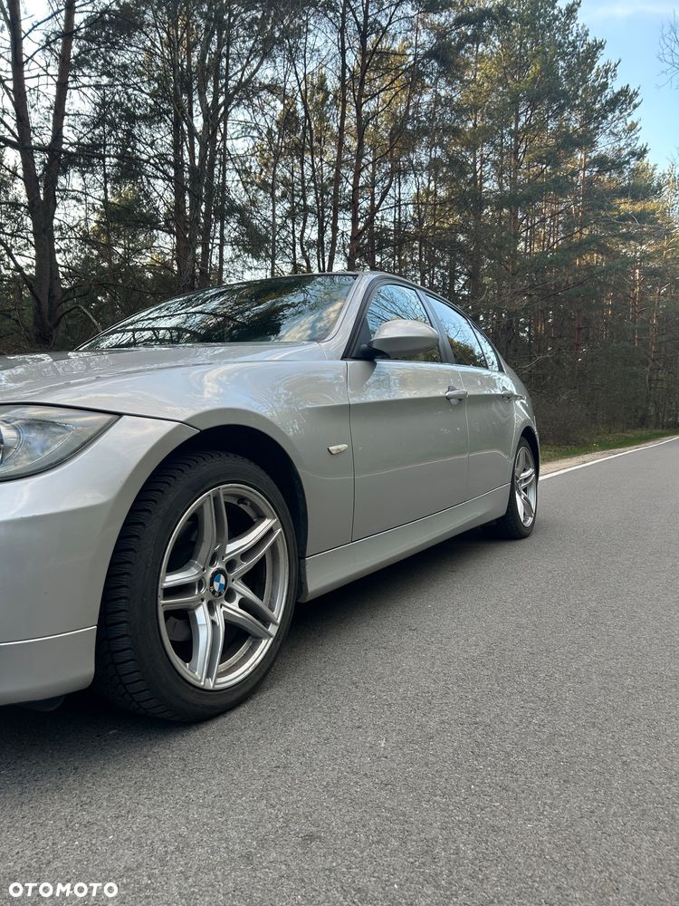 BMW Seria 3 320i - 10
