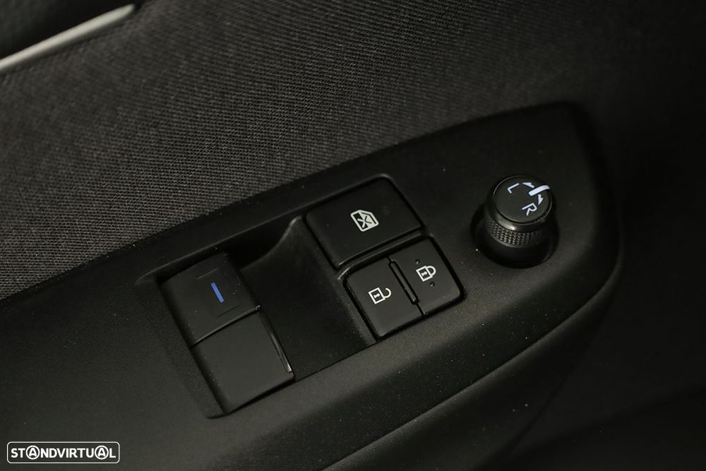 Toyota Yaris 1.0 VVT-i Comfort Plus - 17