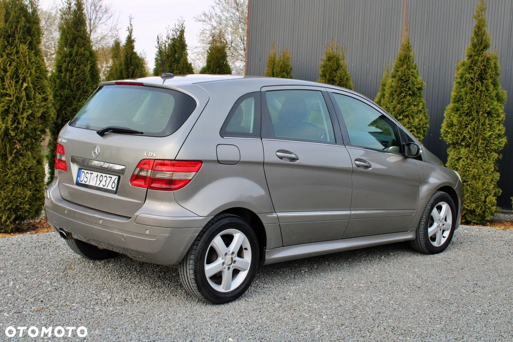 Mercedes-Benz Klasa B 200 CDI DPF - 12