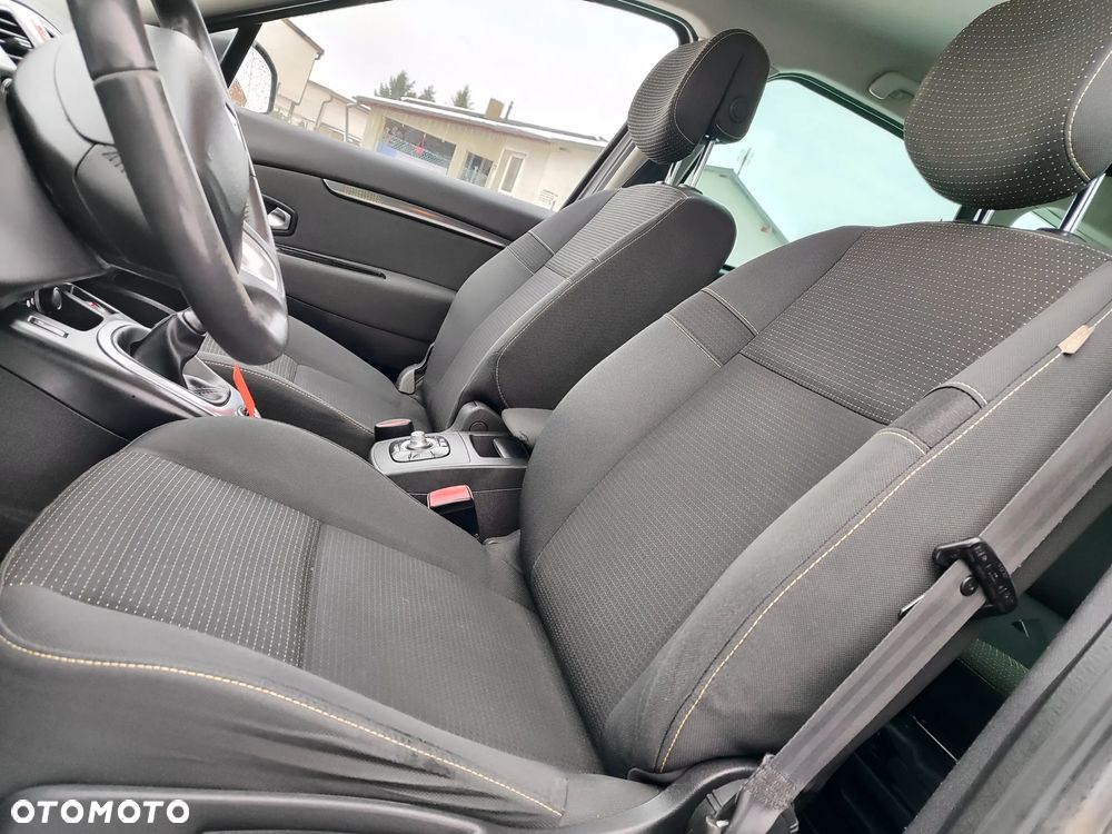 Renault Scenic TCe 130 Dynamique - 16