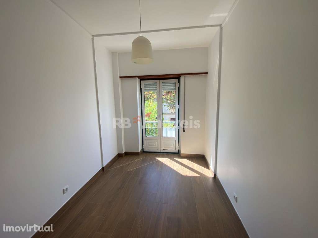 Apartamento T2 Renovado no Centro Histórico da cidade de Tomar - Grande imagem: 2/29