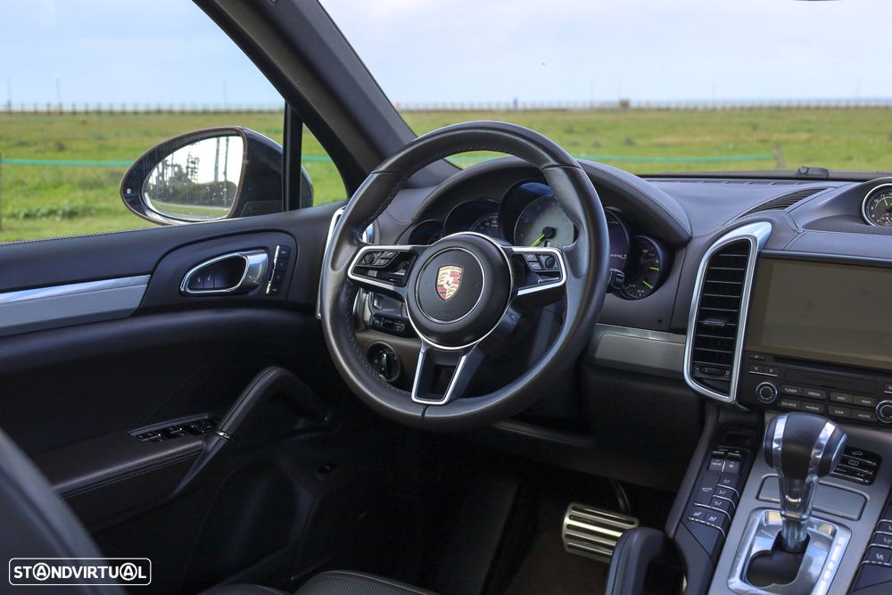 Porsche Cayenne S E-Hybrid Platinum Edition - 14