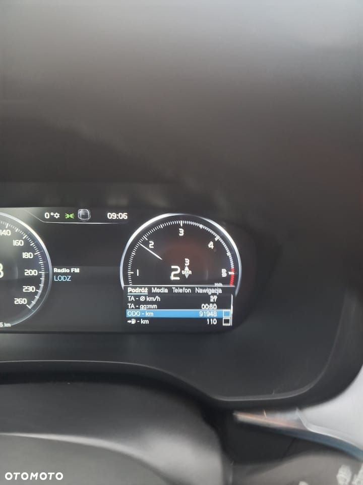 Volvo XC 60 D3 Momentum Pro - 11