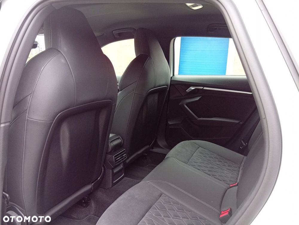 Audi A3 Sportback - 10