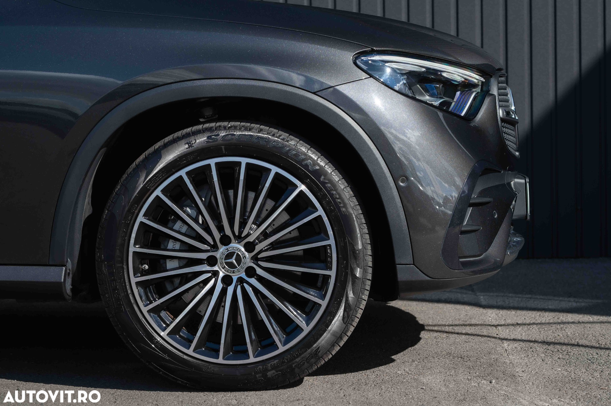 Mercedes-Benz GLC 220 d 4Matic 9G-TRONIC Edition AMG Line - 14