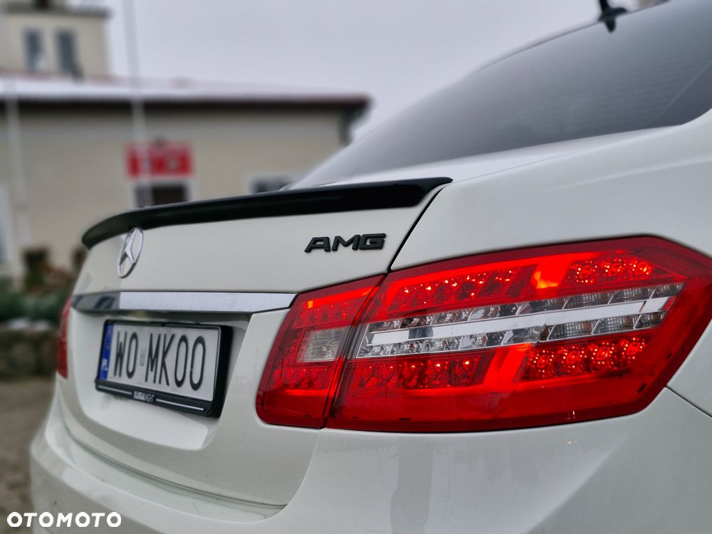 Mercedes-Benz Klasa E 350 CDI BlueEff Avantgarde - 11