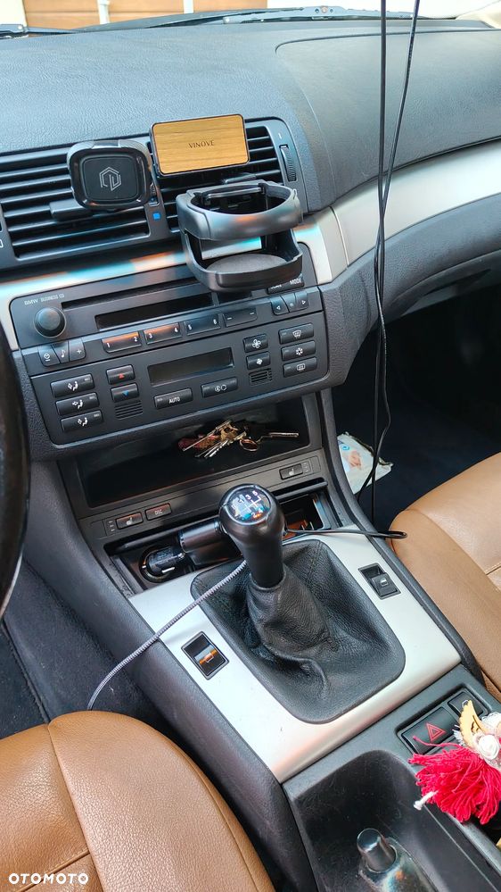 BMW Seria 3 316i - 6