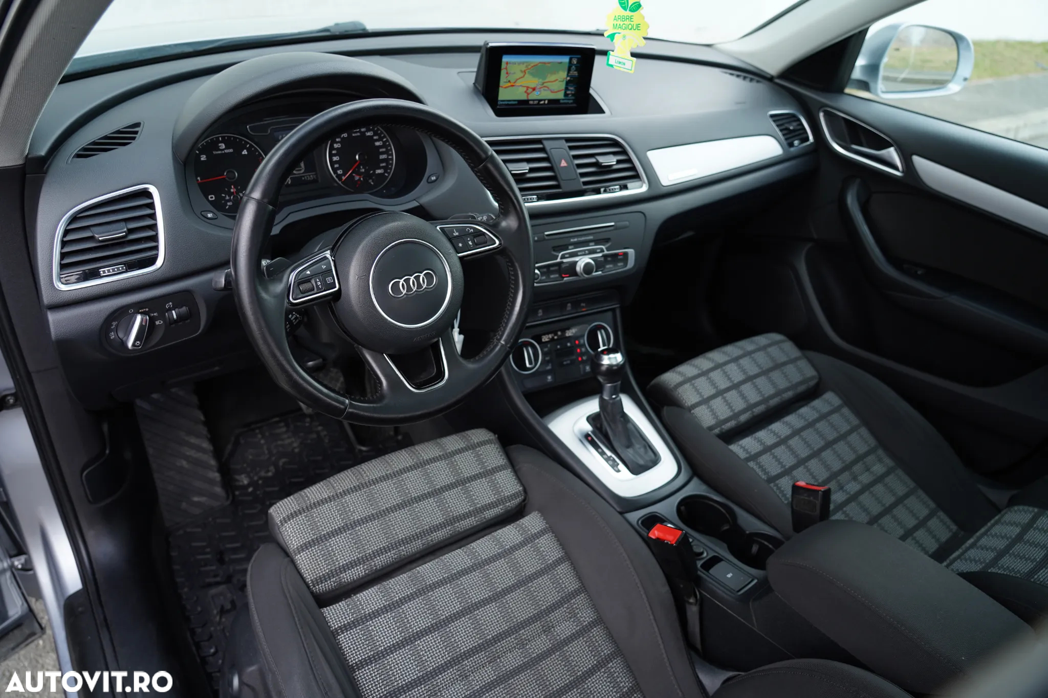 Audi Q3 - 5
