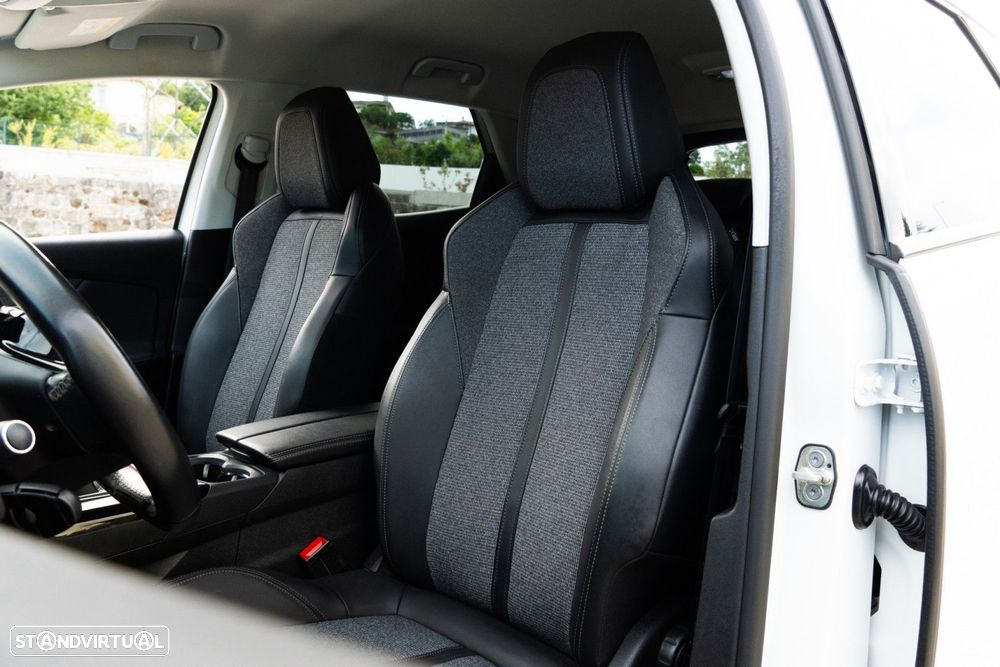 Peugeot 3008 1.2 PureTech Allure Pack - 9