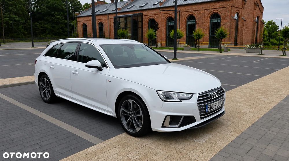 Audi A4 Avant 35 TFSI S tronic - 9
