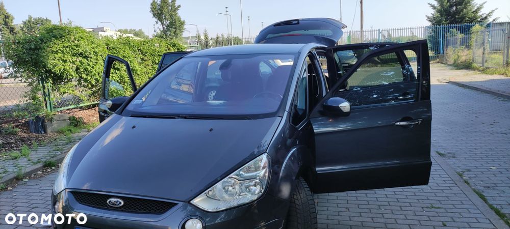 Ford S-Max 2.0 TDCi Titanium - 4