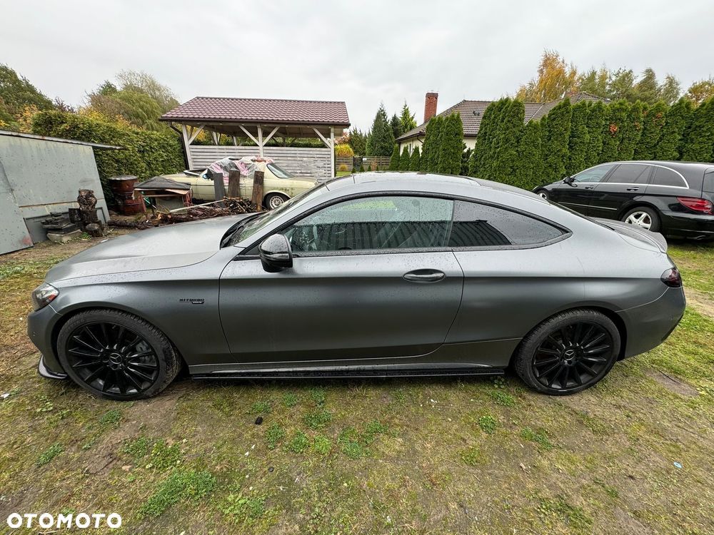 Mercedes-Benz Klasa C AMG 43 Coupe 4Matic 9G-TRONIC Night Edition - 4