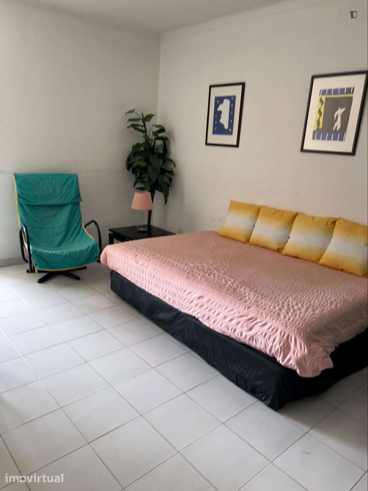 Apartamento com 1 quartos - localizado em Portimao - Grande imagem: 2/13