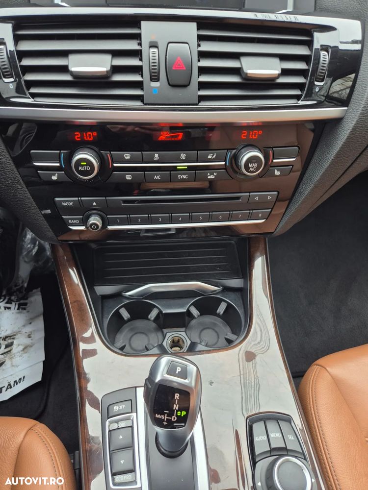 BMW X3 xDrive28i Aut. Advantage - 7