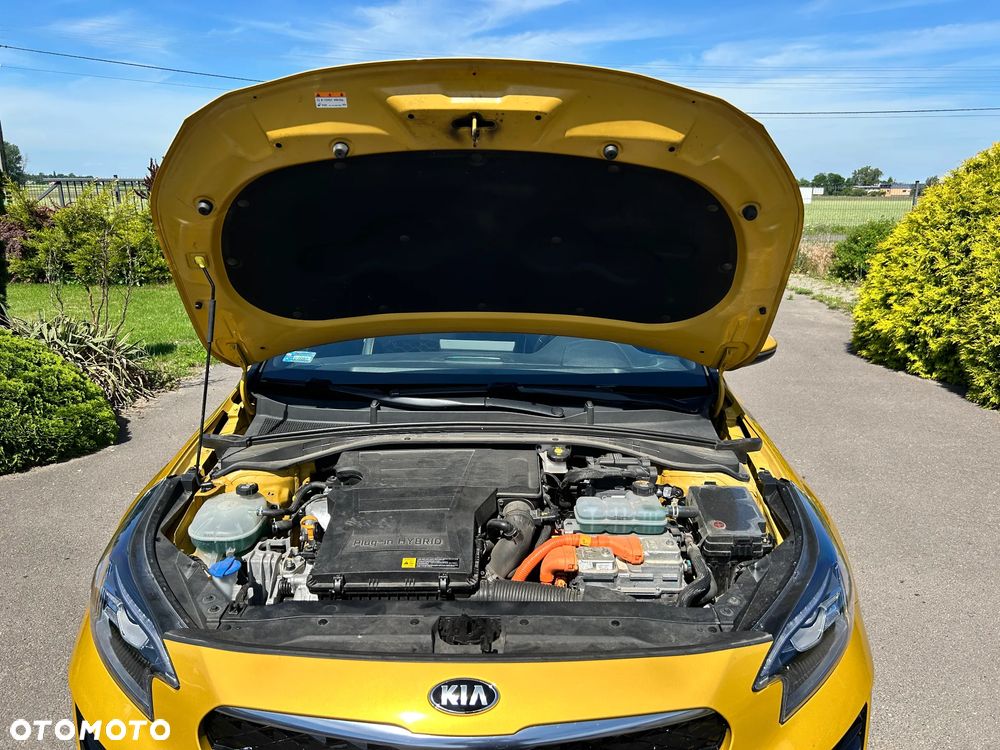 Kia XCeed ver-1-6-gdi-phev-l-dct - 19
