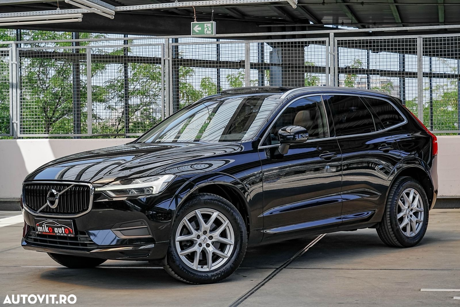 Volvo XC 60 D4 Geartronic Momentum - 4