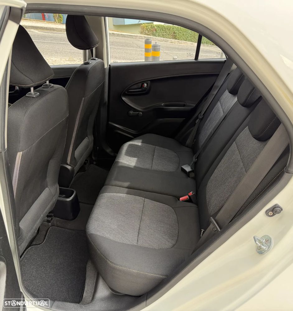 Kia Picanto 1.0 CVVT EX GPL - 17