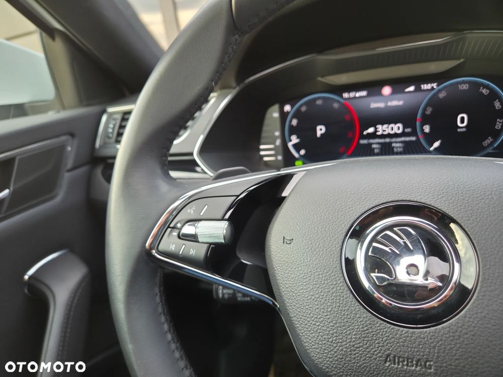 Skoda Superb 2.0 TDI SCR L&K DSG - 18