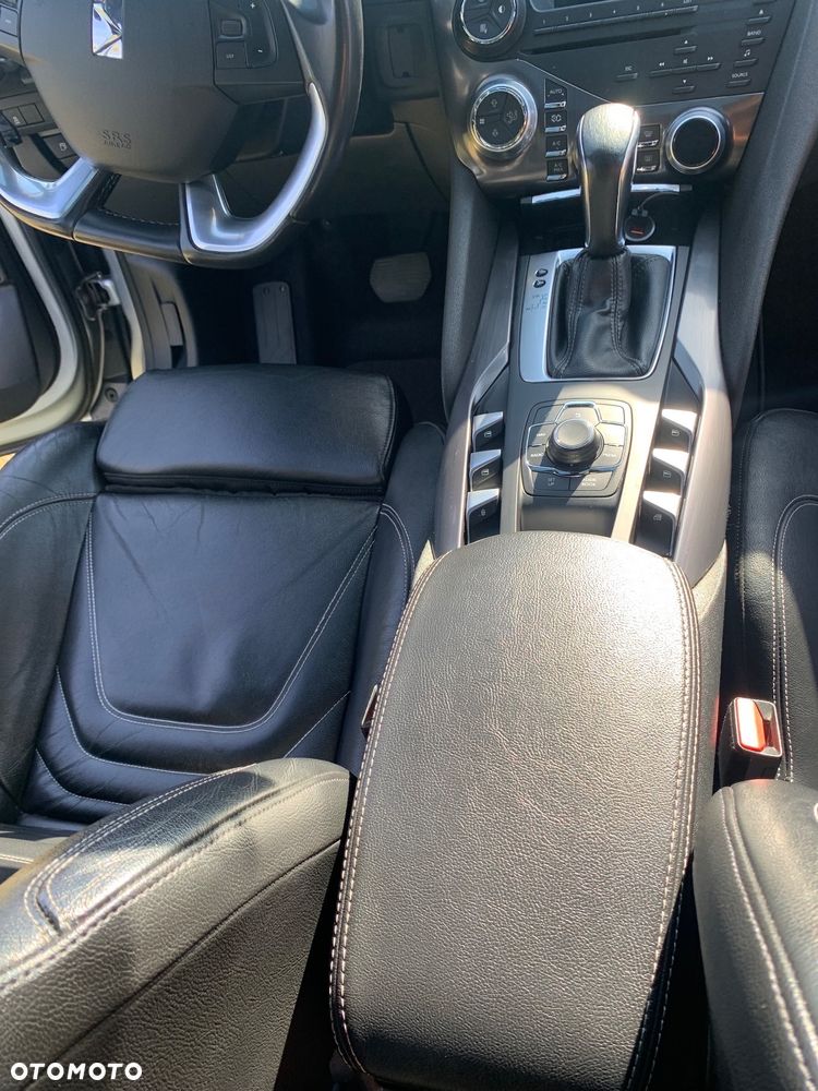 Citroën DS5 2.0 HDi SoChic - 32