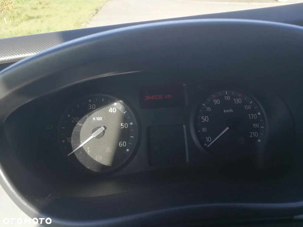 Renault Trafic - 12