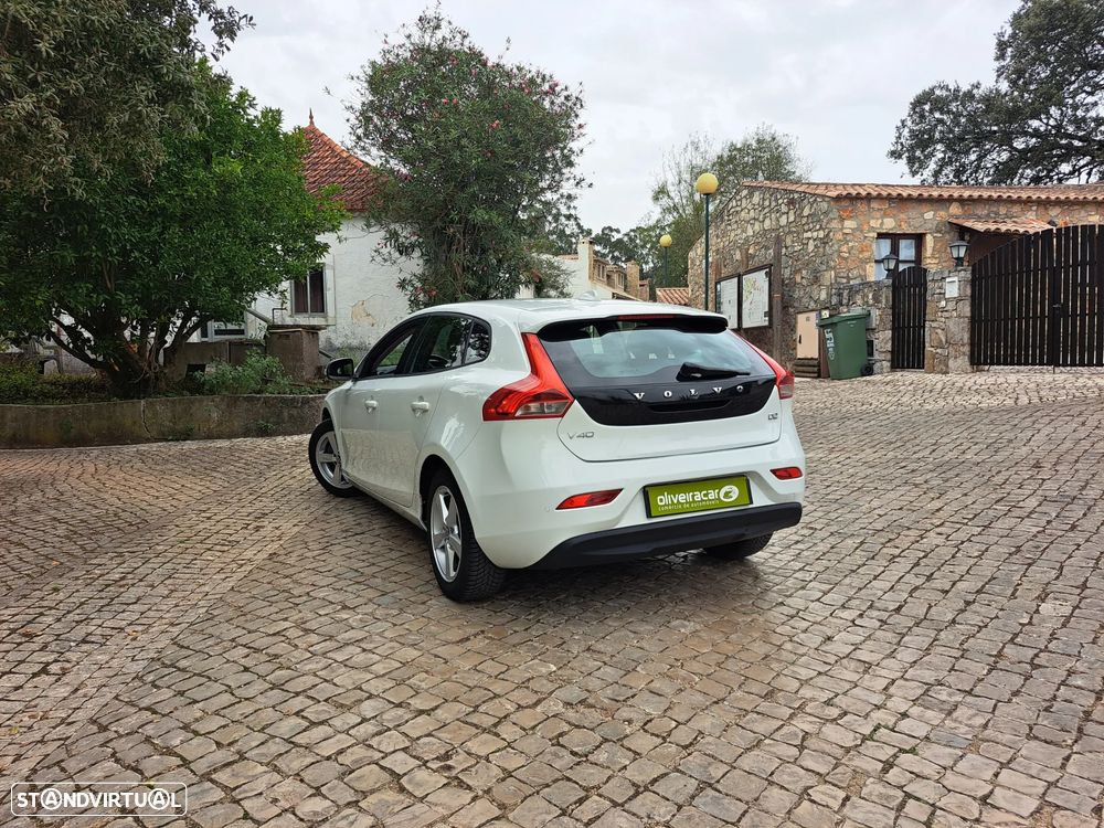 Volvo V40 2.0 D2 Kinetic Eco - 29