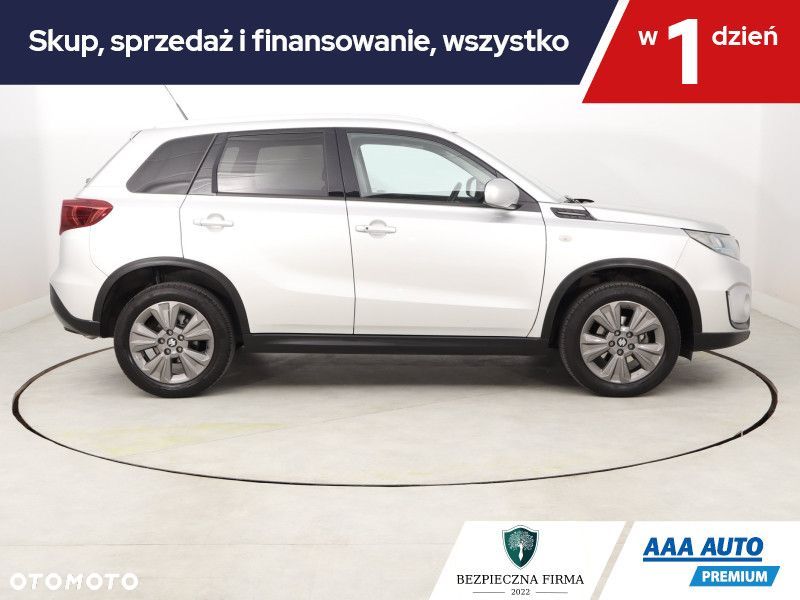 Suzuki Vitara - 8