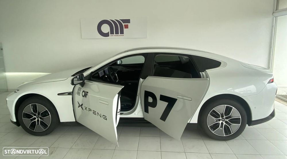 Xpeng P7i 86.2 kWh Long Range - 4