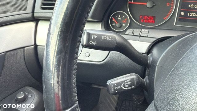 Audi A4 Avant 2.0 TDI - 17