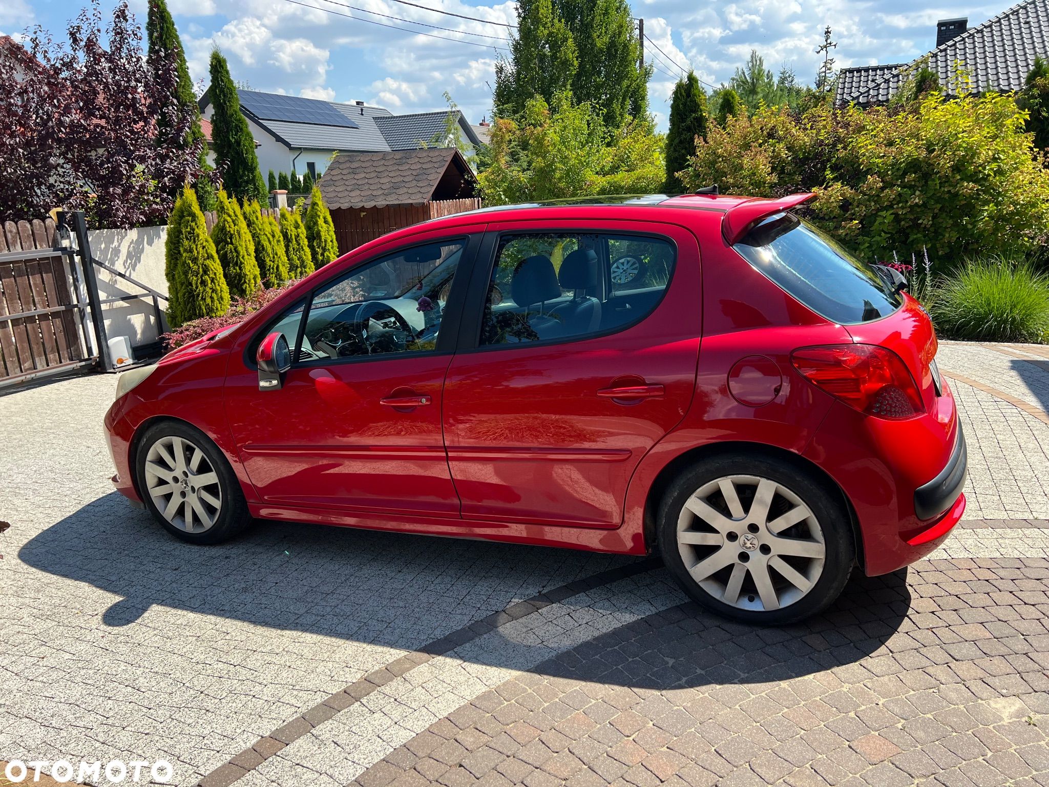 Peugeot 207 - 1